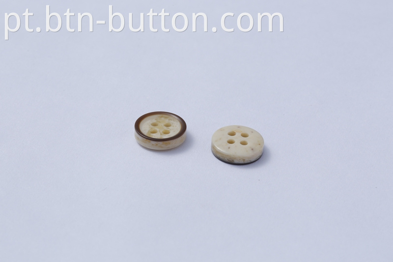 Environmentally friendly GRS recycled buttons